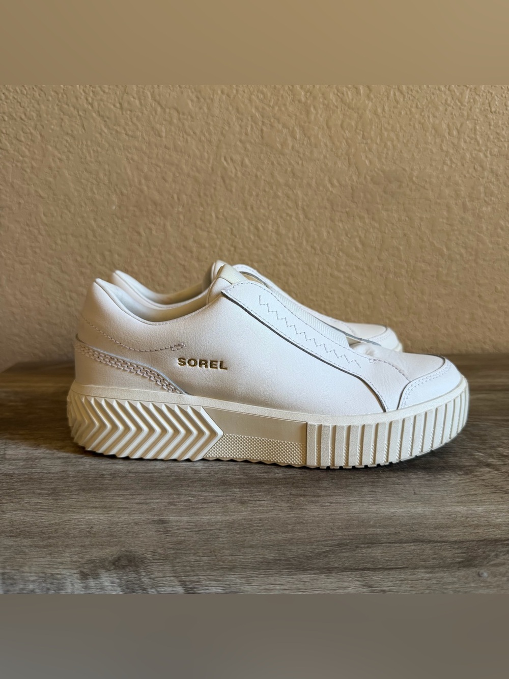 Sorel Ona Ave Women's Slip-On Sneaker Size 8 - Picture 2 of 13